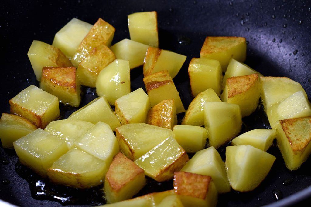 Aloo Gobi al estilo Bengalí (coliflor con patatas al curry)