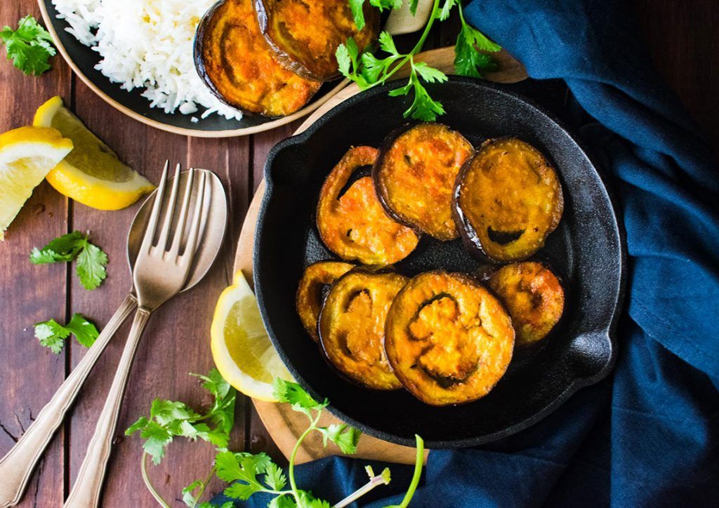 Begun Bhaja (Bengali eggplant fry) - Spice and Colour