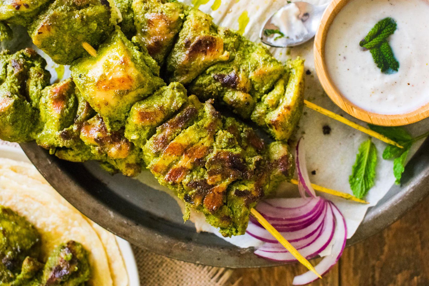 Hariyali Chicken Tikka (Green Chicken Tikka)