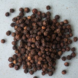 Pimienta negra en grano