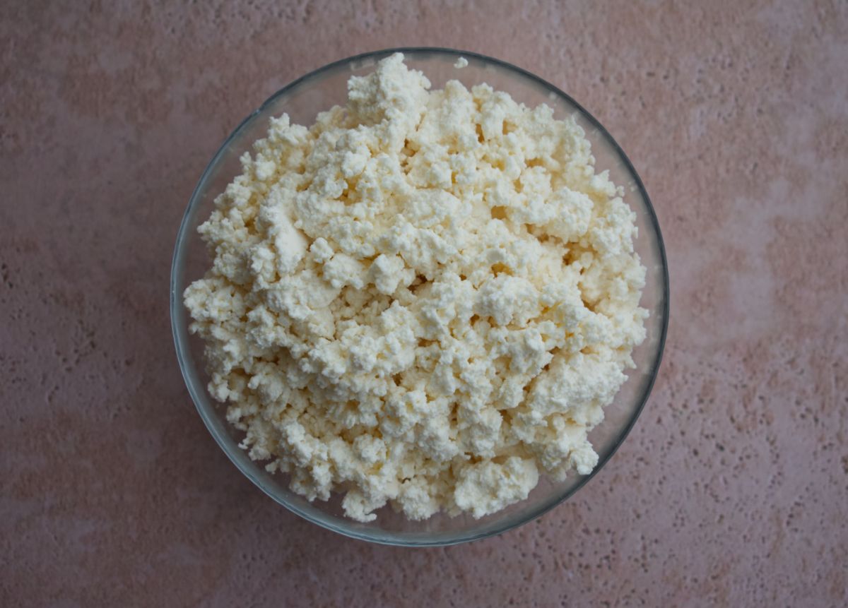 Paneer casero desmenuzado